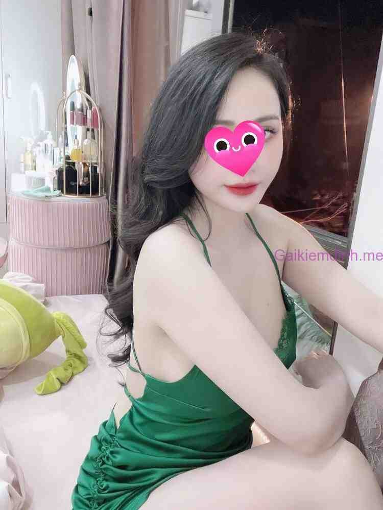 Hà Xuân-Face đáng yêu, body đẹp, phục vụ chu đáo như người yêu