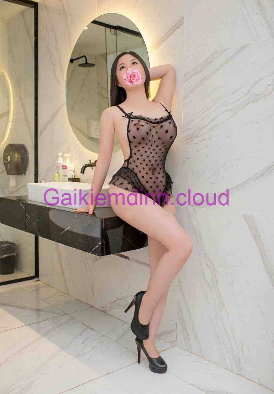 Gái Gọi Daklak – Mai Hương: Xinh Đẹp Ngọc Ngành Giữa Đời Thường