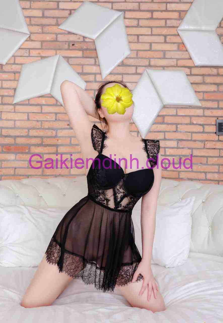 Hân Hân – Body Nóng Bỏng Vú To Mông Cong Kỹ Năng Phục Vụ Đỉnh- Gái Gọi Đắk Lắk